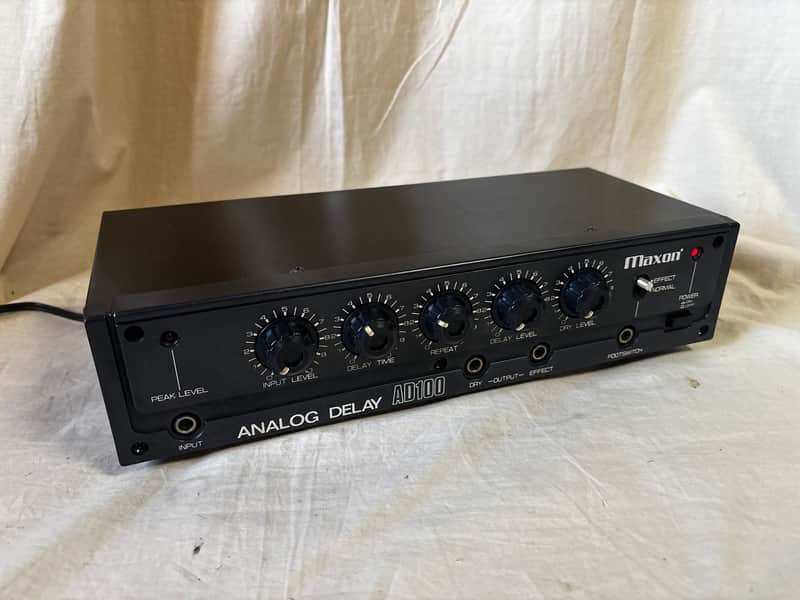 Maxon AD100 AD-100 ANALOG DELAY UNIT 80S VINTAGE BOX BBD MN3005 image 1