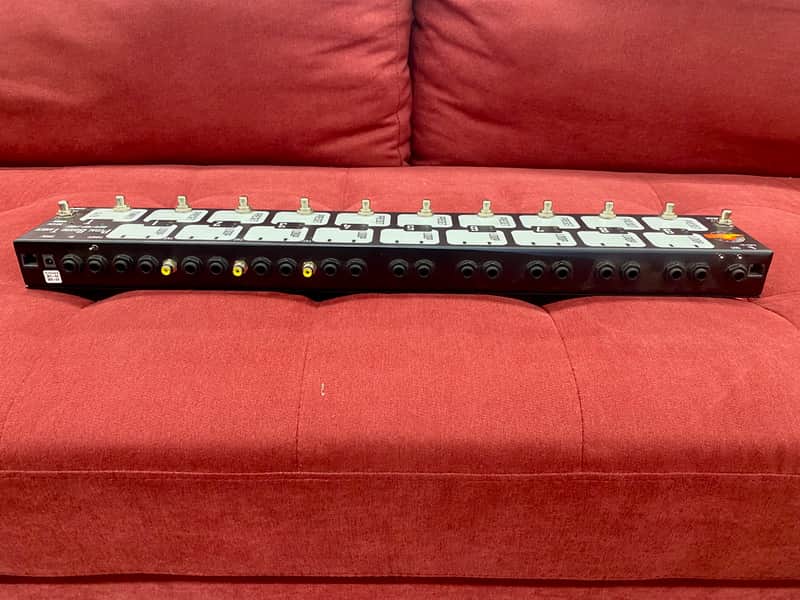 Cusack Music PBT9 Pedal Board Tamer w/ Pop Stop (9 Loop