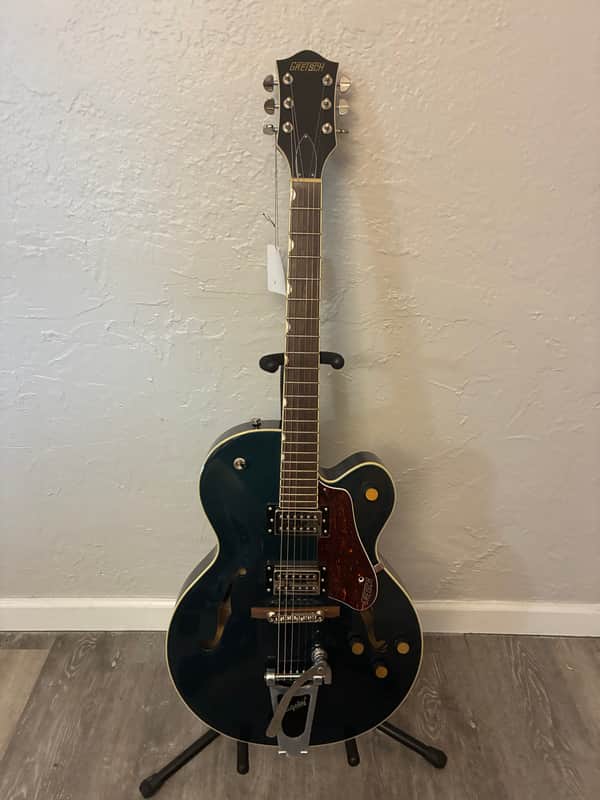 Gretsch G2420T Streamliner Hollow Body with Bigsby 2023 - Present - Midnight Sapphire image 1
