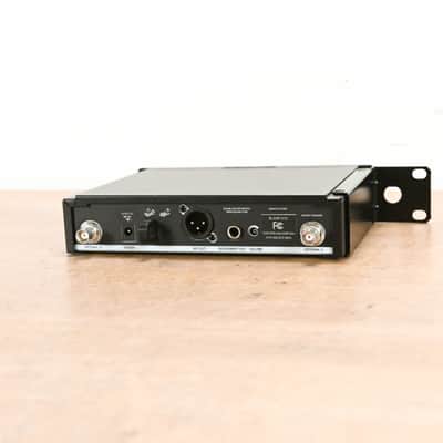 Shure BLX24R/B58 Handheld Wireless System - H10 Band (NO POWER SUPPLY) CG012MK image 6