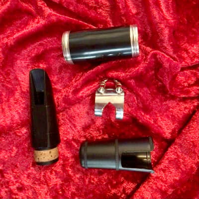 💥Leblanc V7214PC Vito Clarinet Complete Outfit Like NEW! image 4