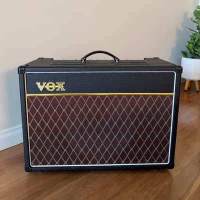 Vox AC15C1 Custom 2-Channel 15-Watt 1x12" Guitar Combo 2010 - Present - Black image 1