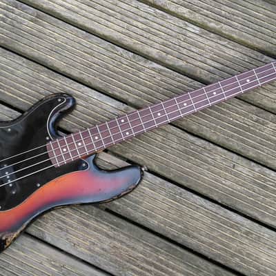Relic  PBass 3 Tone Sunburst (Body checking!) imagen 11
