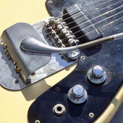 Mosrite Ventures Mk 2 (11) 1964/5 Pearl White image 9