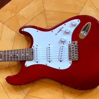 Vintage Crescent Red Sparkle Electric Guitar Stratocaster style image 2