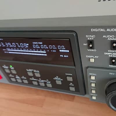 Sony PCM-7040 Professional Digital Audio Recorder DAT - Perfect image 8
