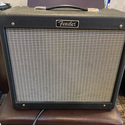 Fender Blues Junior 15-Watt 1x12" Guitar Combo 2002 - 2010 - Black image 1