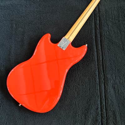 Fender Player II Mustang Bass PJ 2024 - RW Coral Red /8lbs. 1.5oz. #MX24050774 image 2