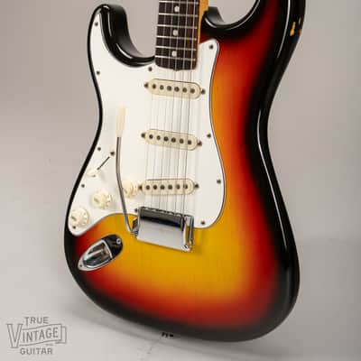 1967 Fender Stratocaster Left-Handed Sunburst with tag image 8