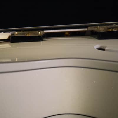 Gibson L4 10th Anniversary - Diamond White/Engraved Gold image 14