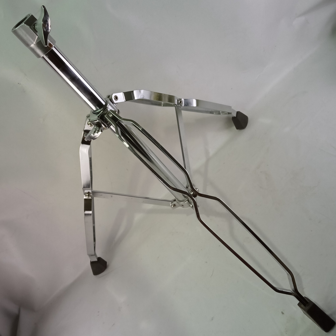 Yamaha Tripod Stand Base 3/4" Receiver Clamp Double-Braced Cymbal/Tom Drum — main photograph