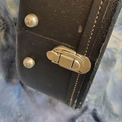 Vintage RARE 1965 Gibson or Martin Victoria Hard Shell Guitar Case 15 Inch Black Gold image 6