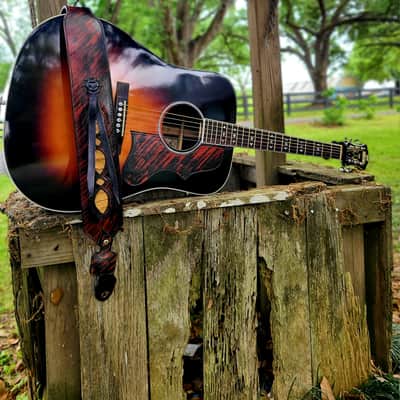 Bayou Outlaw™ Handcrafted Full-Grain Leather Guitar Strap with Genuine Louisiana Alligator image 3