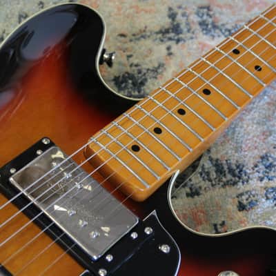 Squier Classic Vibe Starcaster Sunburst image 5