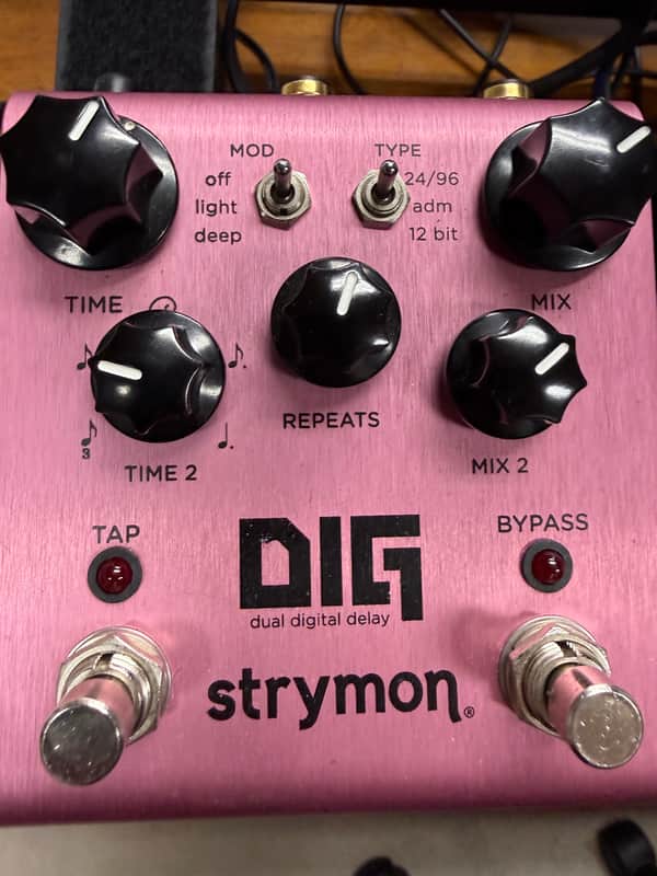 Strymon DIG Dual Digital Delay V1 2015 - 2022 Pink image 1