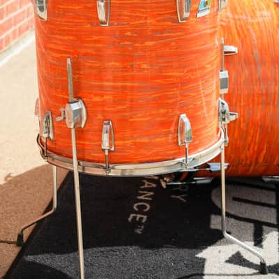 Vintage 70's Ludwig Mod Orange Hollywood Kit, 3ply Shells, B/O Badge image 10