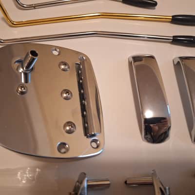 Fender Offset Hardware Lot Mustang Bridges Jaguar/Jazzmaster Tremolo unit with vibrato arms and mute image 4
