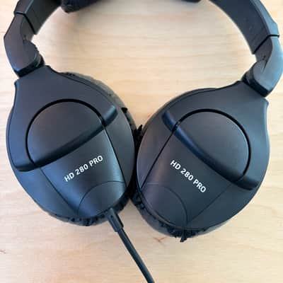 Sennheiser HD 280 Pro Over Ear Headphones 2010s - Black image 1