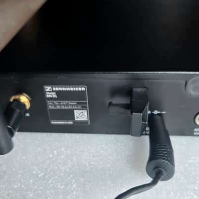 Sennheiser EW-D1 Digital 2.4GHz Handheld Vocal Wireless Microphone System image 6