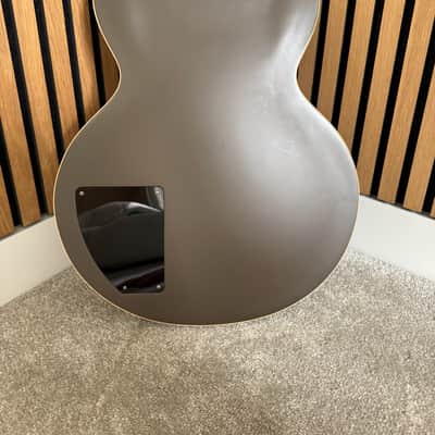 Gibson Tom DeLonge Signature ES-333 | Satin Brown with Stripe image 16