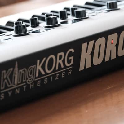 Korg KingKORG 61-Key Analog Modeling Synthesizer image 21