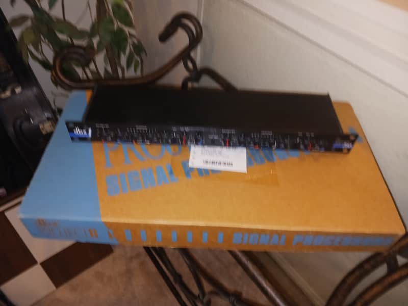 DBX 266 STEREO Project 1 Compressor / Gate - MINT CONDITION & ORIGINAL BOX,manual, power supply,everything image 1