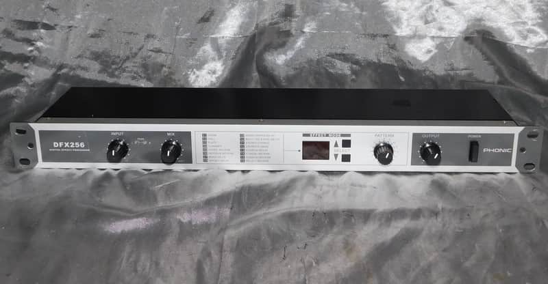 Phonic DFX256 digital effect processor image 1