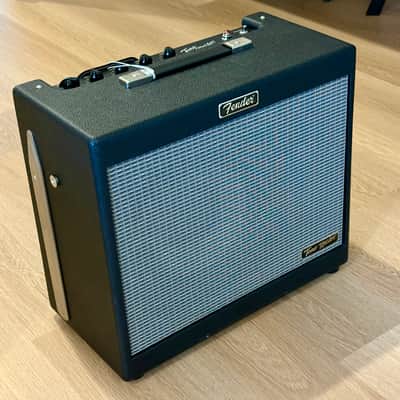 Fender Tone Master FR-10 1000-Watt 1x10" Active Guitar Speaker Cabinet 2023 - Present - Black image 3