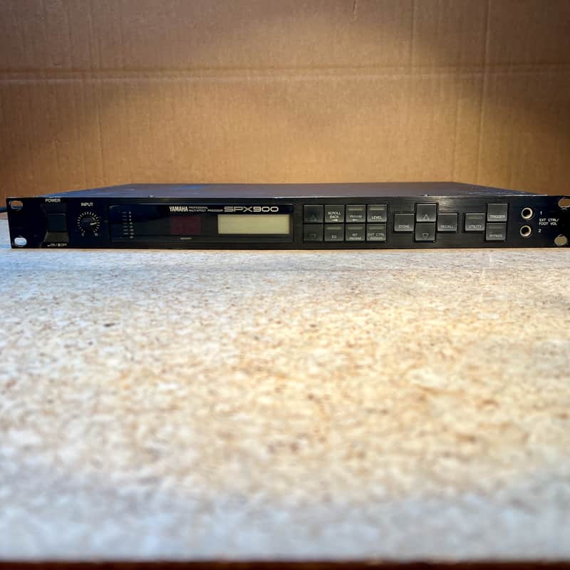 Yamaha SPX900 Professional Multi-Effect Processor | Reverb