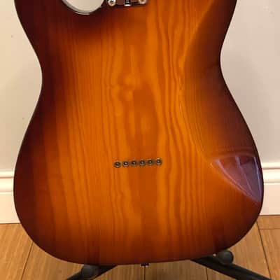 Fender Modern Player Telecaster Plus 2012 - 2018 - Honey Burst image 5