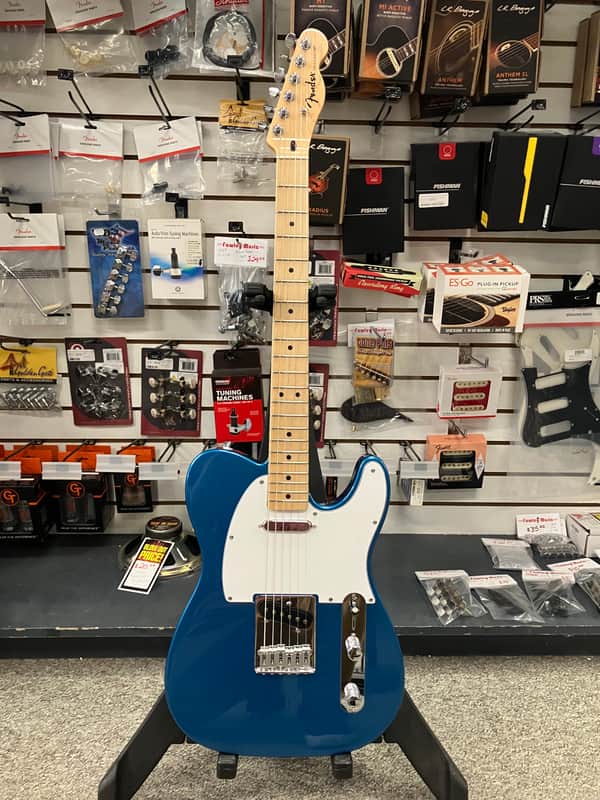 Fender Standard Telecaster 2025 - Present - Aqua Marine Metallic