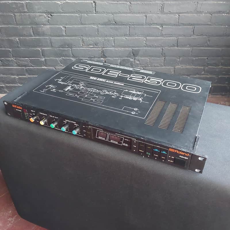 Roland SDE-2500 MIDI Digital Delay | Reverb
