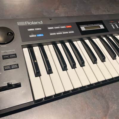 Roland Alpha Juno-1 49-Key Programmable Polyphonic Synthesizer 1985 - 1988 - Black image 4