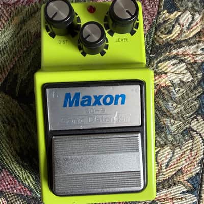 Maxon SD-9 Sonic Distortion 2010s - Neon Green image 2