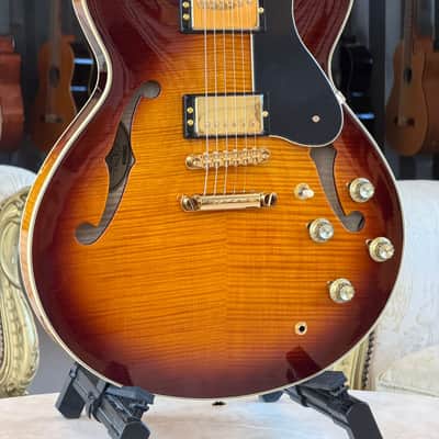 YAMAHA SA2200 Violin Sunburst image 2