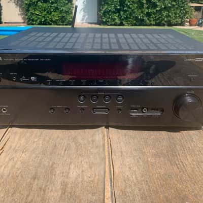Yamaha RX-V677 7.2-Channel Wi-Fi Network AV Receiver w/AirPlay-Read Description image 1