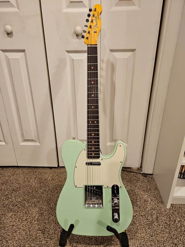 Fender American Vintage II '63 Telecaster 2024 - Surf Green