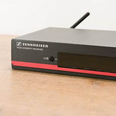 Sennheiser EM 100 G3 Wireless Receiver - 516-558 MHz (NO POWER SUPPLY) CG014LL image 3