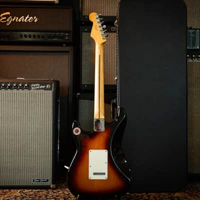 Fender Standard Stratocaster – Brown Sunburst – Maple Fingerboard – Very Good Condition image 7
