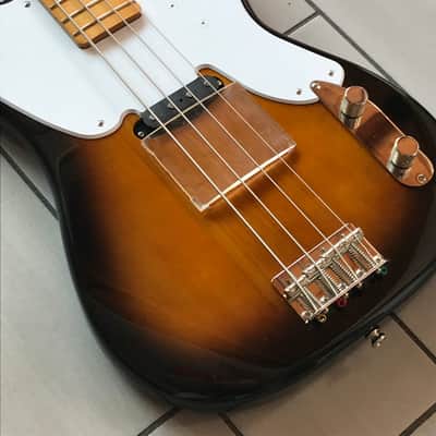 FINGER RAMP U Bass Squier Classic Vibe Precision P51 with radius in resin 2021 Black option clear image 1