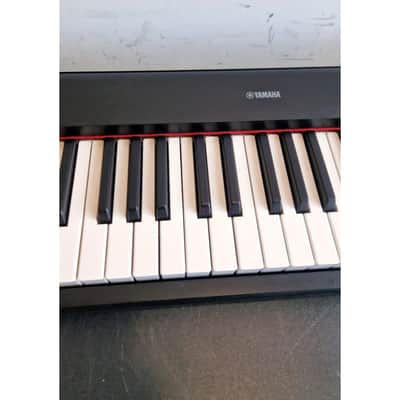 Yamaha Piaggero NP-12 - Musical Keyboards - Black - Excellent w/ Power Supply image 4