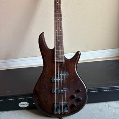 Ibanez GSR200B Gio Soundgear 2014 - Walnut Flat + Case image 2