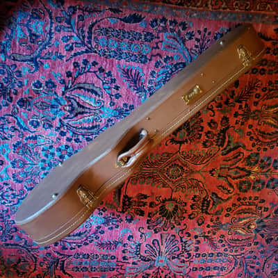1989-1991 'Fuzzy Blanket' Gibson USA TKL Case for Les Paul Standard Classic Custom Studio, Brown/Pink Shroud image 4