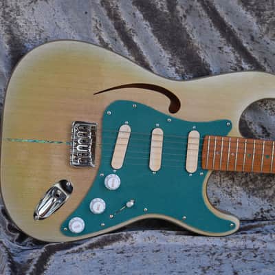 GB Liuteria Traditional Strato semi hollow green image 15