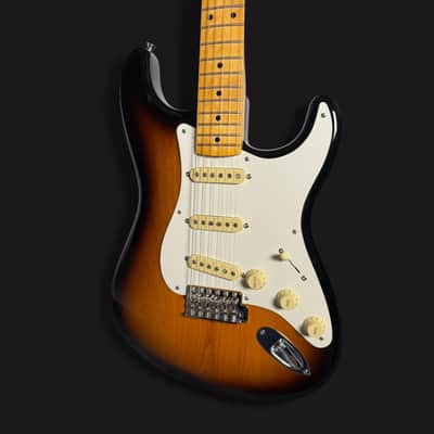 Fender Fender American Vintage II 1957 Stratocaster 3,4kg 2024 - 2-Color Sunburst image 10