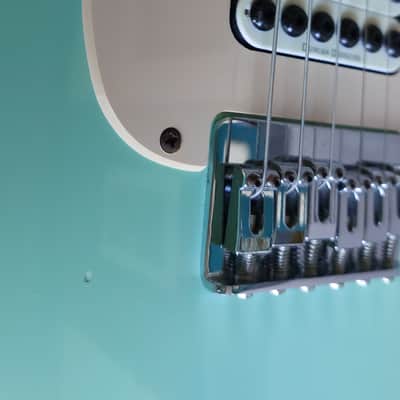 Squier Tom DeLonge Stratocaster 2001 - 2003 - Green image 7
