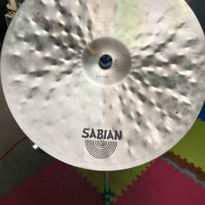 Sabian 22" HHX Legacy Heavy Ride Cymbal with Cymbag image 4