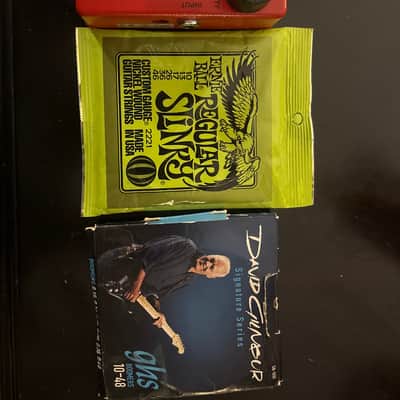 MXR M102 Dyna Comp 1995 - Present - Red image 2