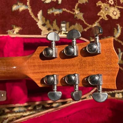 Gibson Les Paul Classic 2019 - Gold Top image 4