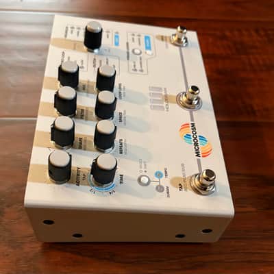 Hologram Electronics Microcosm 2020 - Present - White w/ Box & Manual image 2